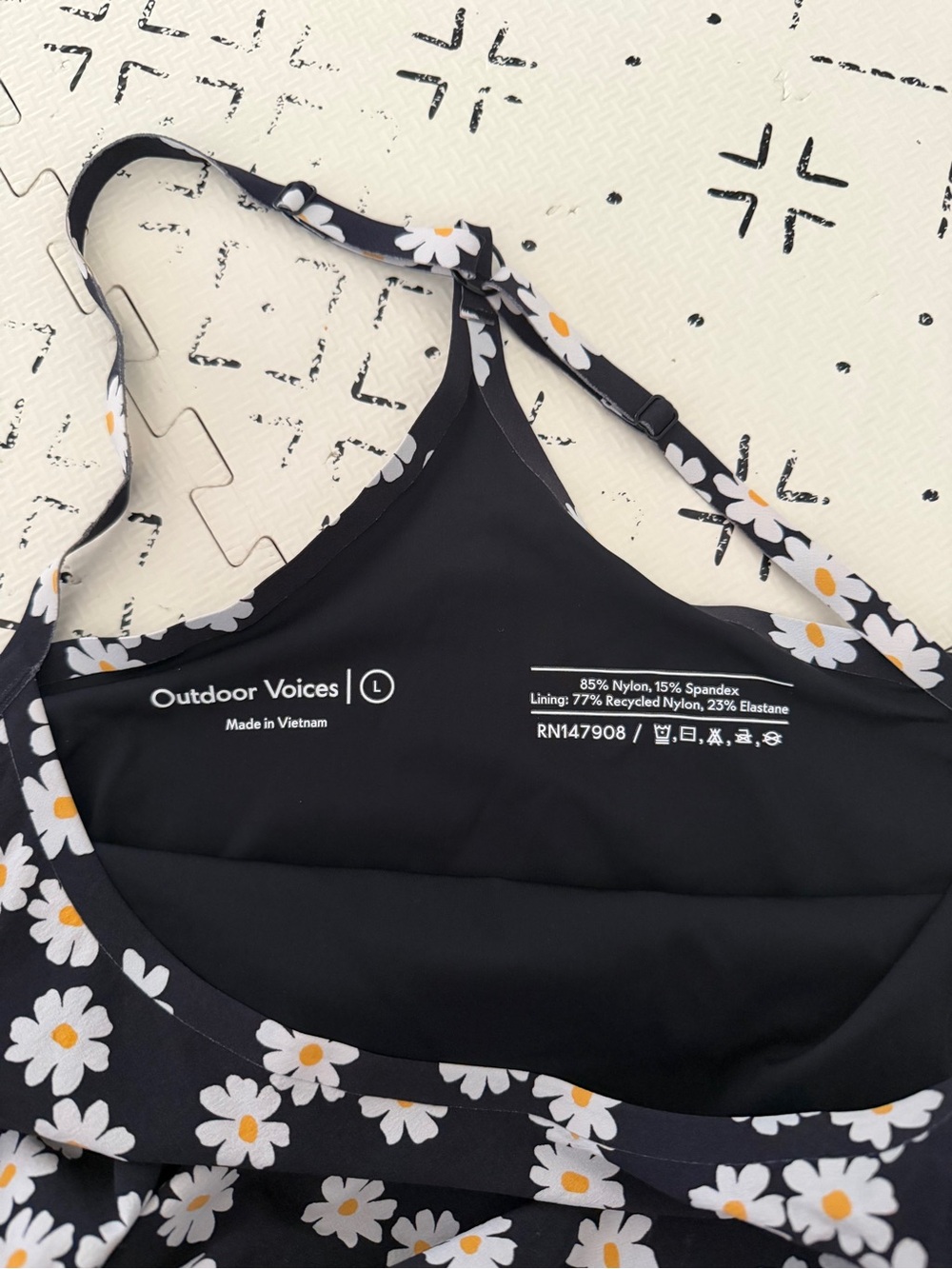 Outdoor Voices The Exercise Dress daisy print L - Picture 8 of 11
